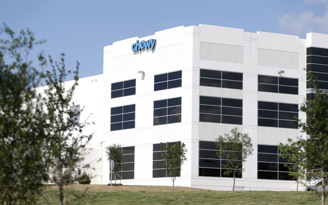 Pet products giant Chewy targets Richardson for more than 700 workers